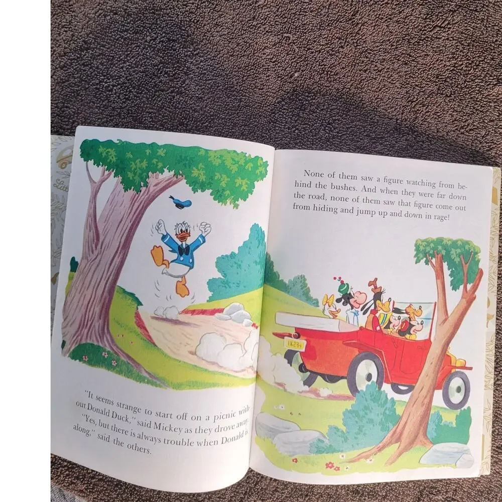 Mickey Mouse's Picnic Children‎ Story Book Vintage 1950